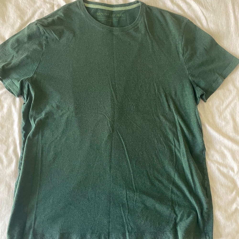 Green Banana Republic XL soft wash tee